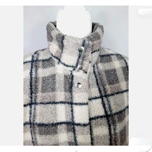 PARASUCO White and Gray Cape Jacket with Stand-Up Collar